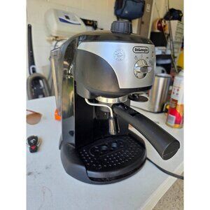 De'Longhi EC220CD 15-Bar Pump Driven Espresso Maker
